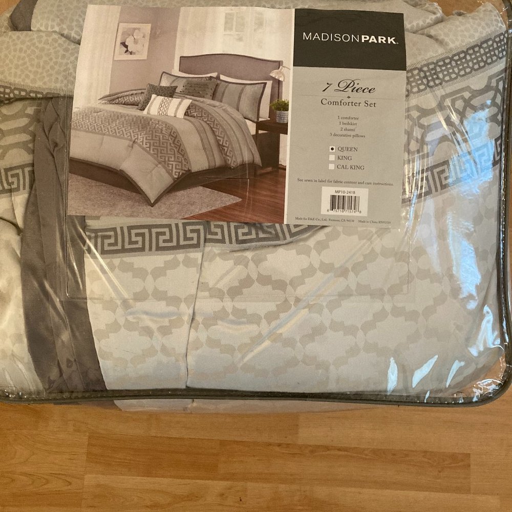 Comforter set
